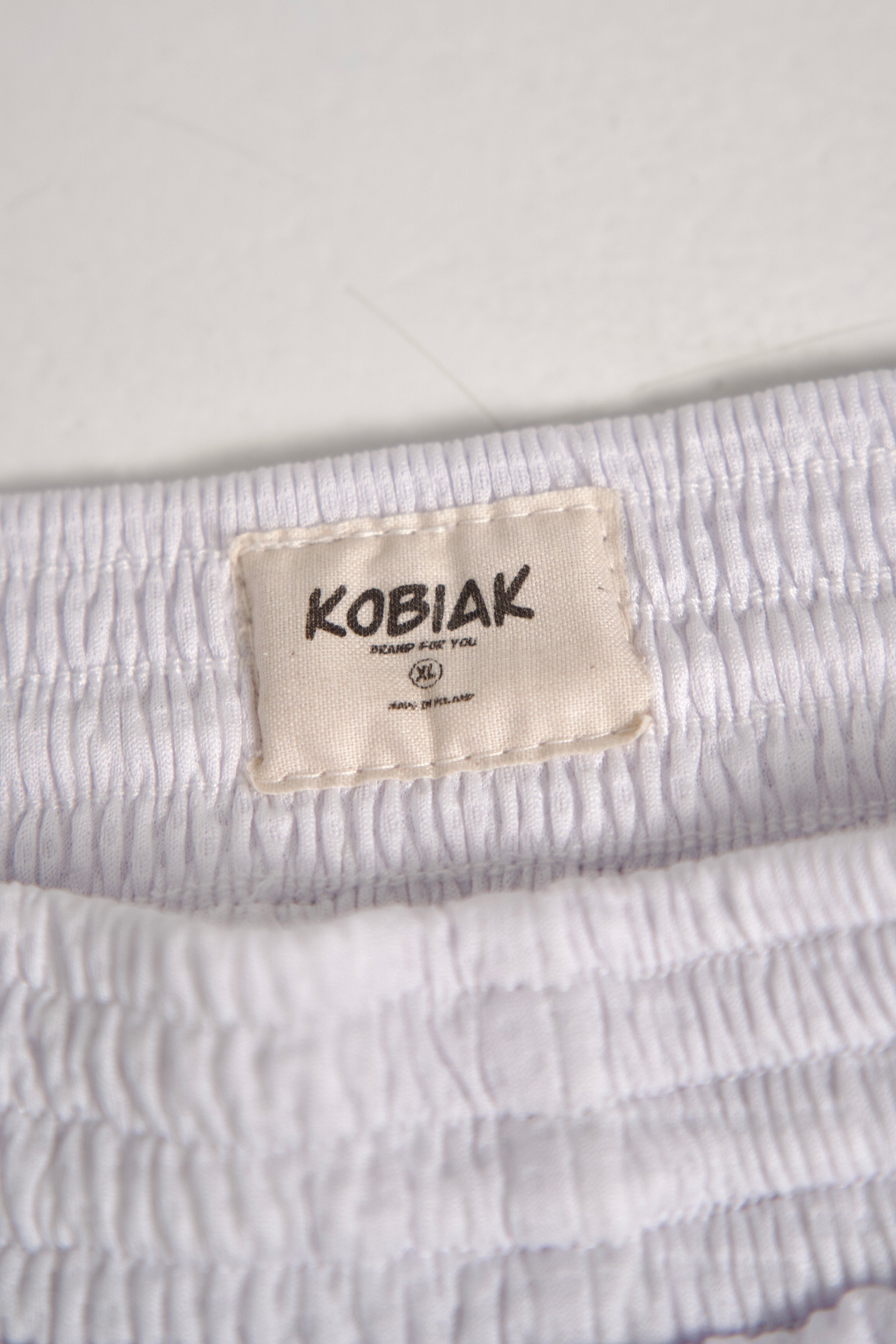 Białe Szorty (Graffiti Edition)