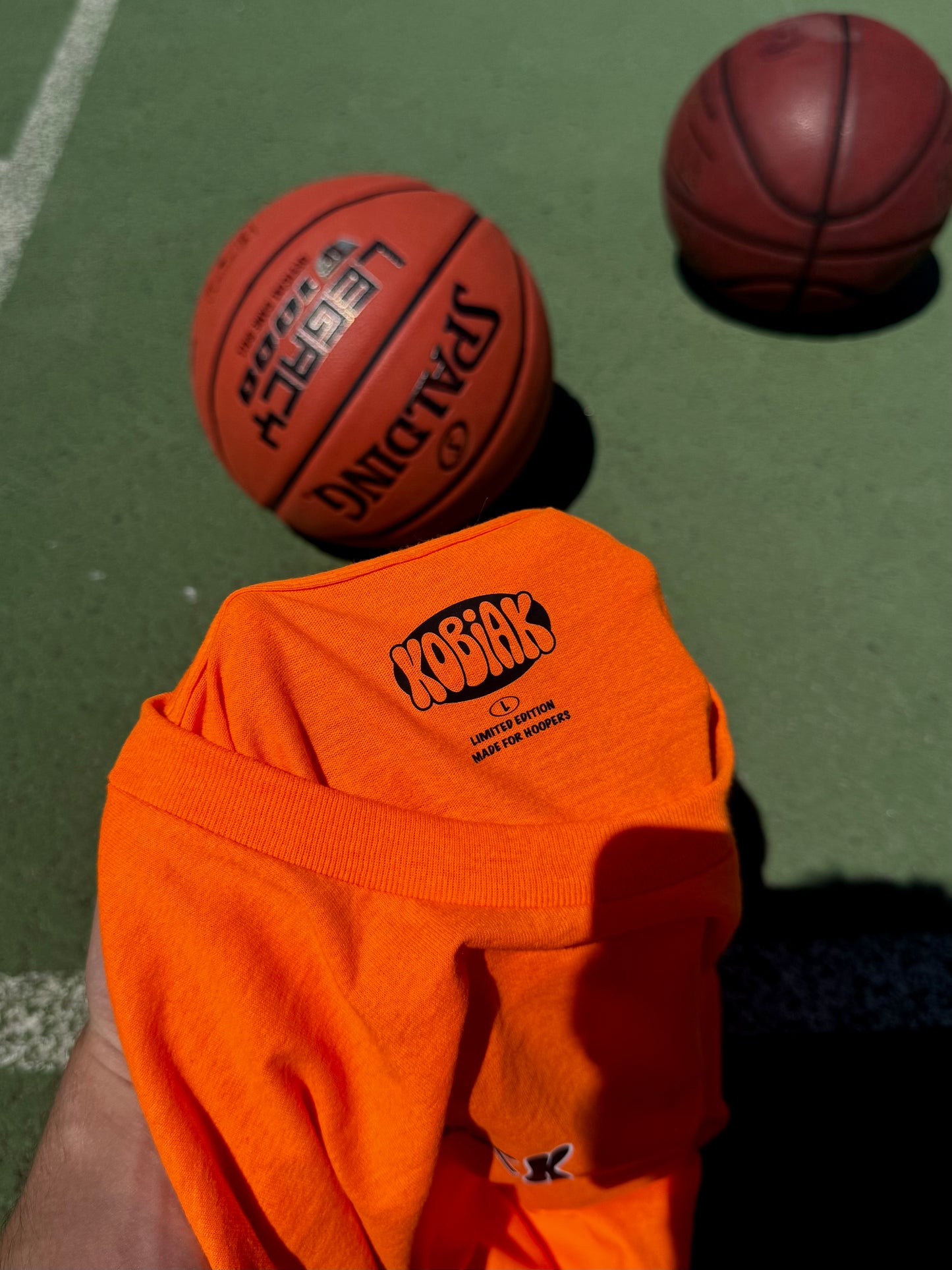 ORANGE T-SHIRT KOBIAK x BASKET CAMP (10 ITEMS ONLY)