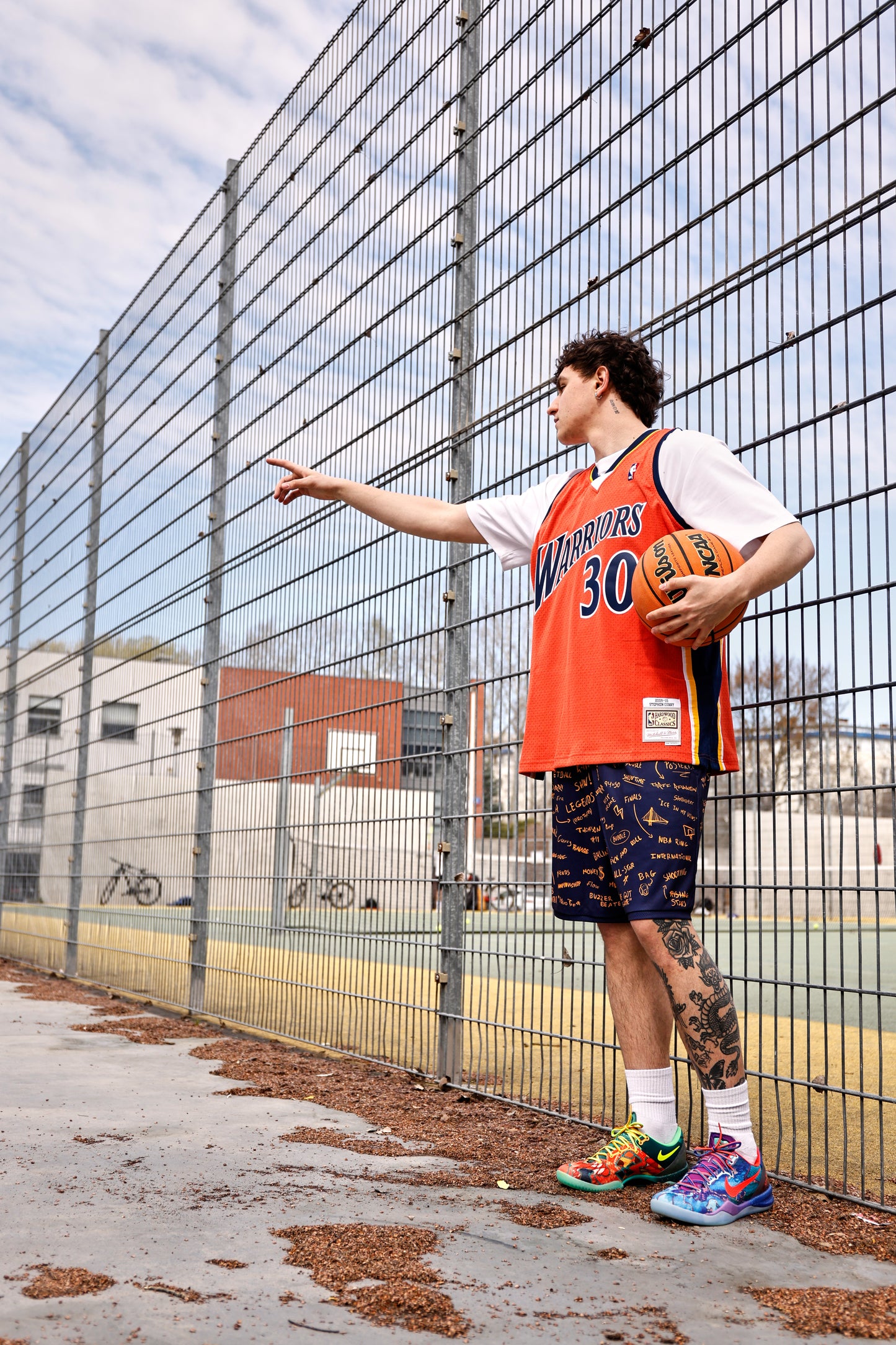 DARK BLUE SHORTS (GOLDEN STATE WARRIORS)