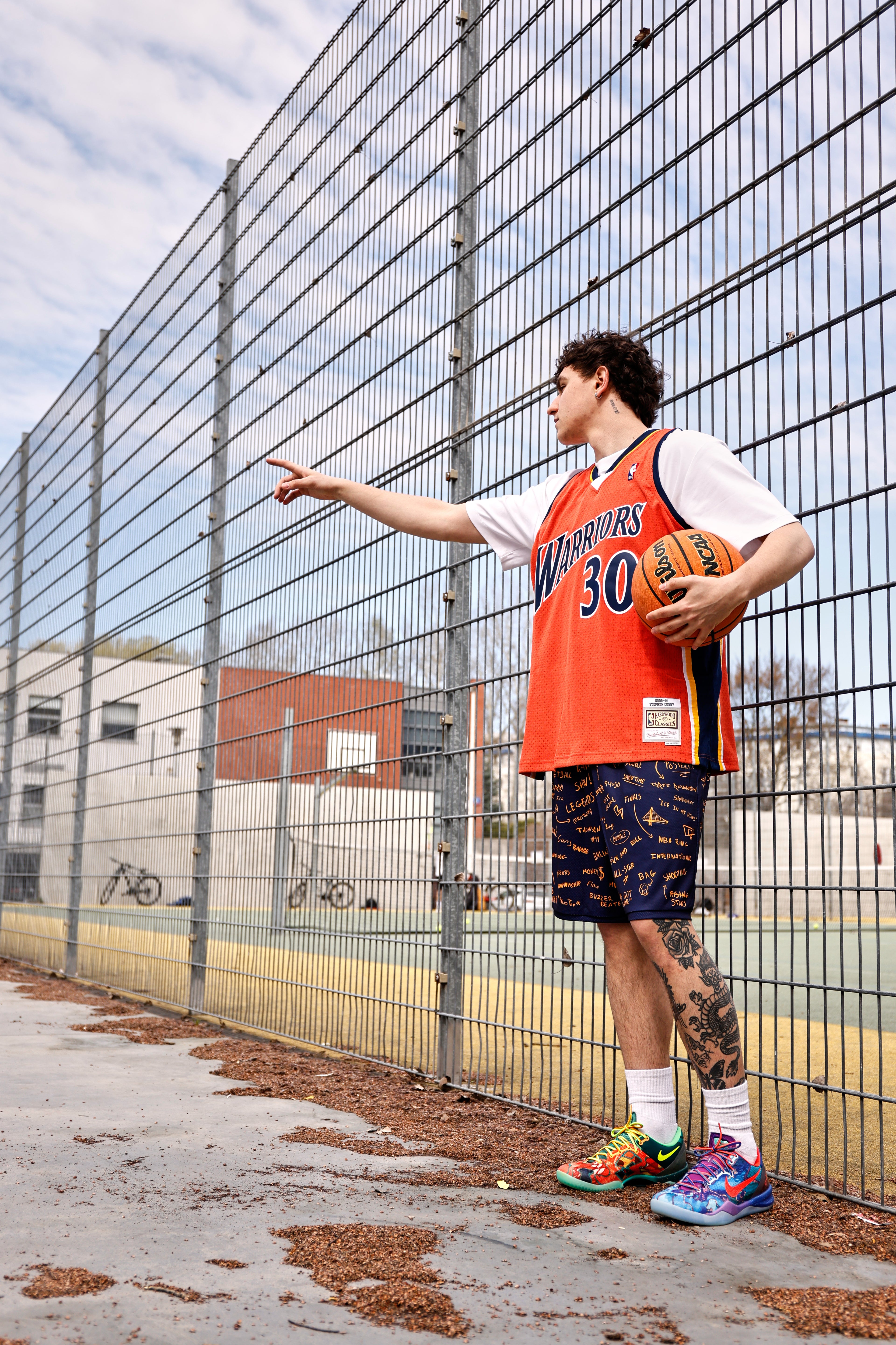 DARK BLUE SHORTS (GOLDEN STATE WARRIORS)